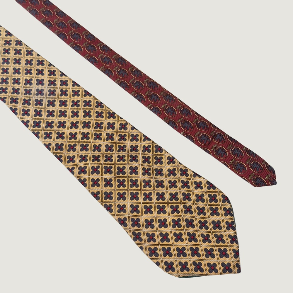 Tommy Hilfiger Mens Gold Floral Geometric 100% Italian Silk Necktie USA Made